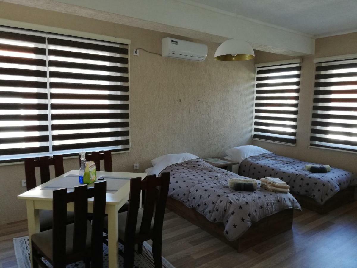 Dionis Rooms & Apartments Prilep Zewnętrze zdjęcie